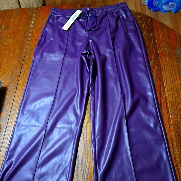 New Large Badgley Mischka Aubergine Purple Vegan Faux Leather Wide LegPants NWT - Picture 1 of 6